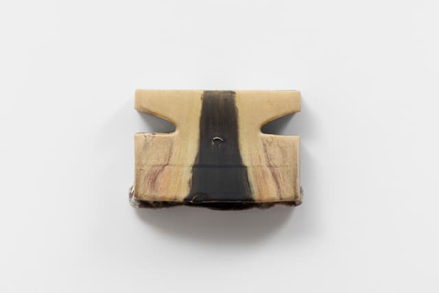 CrossLypka. unrott, 2024. Glazed ceramic. 6 ½ × 9 ½ × 3 inches.